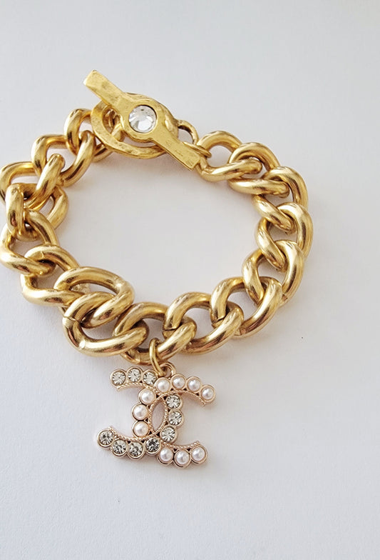 Authentic Vintage Chanel Charm Chuncky Chain Bracelet